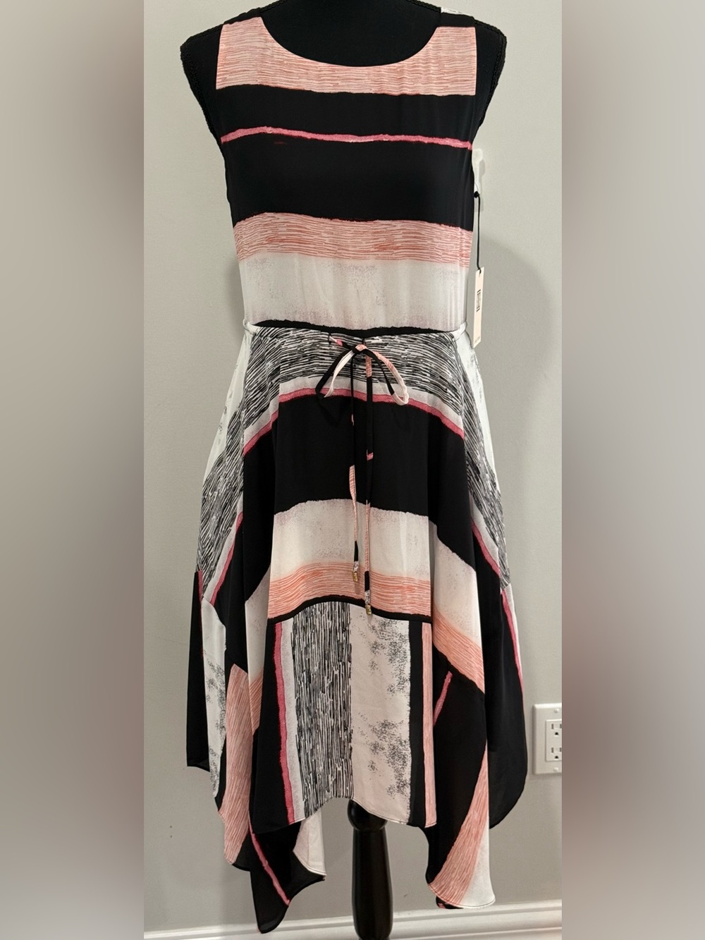 New Ivanka Trump 2 Sleeveless Black & Pink Striped Handkerchief Hem Dress 622
